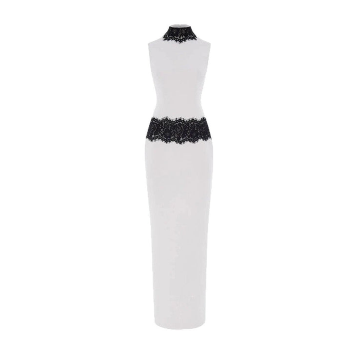 Glamorøs aftenkjole for kvinner, lang og tettsittende med elegante spisse detaljer. Perfekt festkjole.