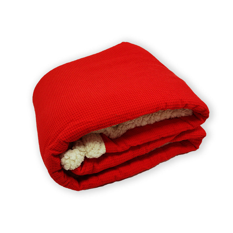 Komfortabelt damepledd i myk mikrofiber og fleece, ideelt som varmepledd eller interiørdetalj i hjemmet.