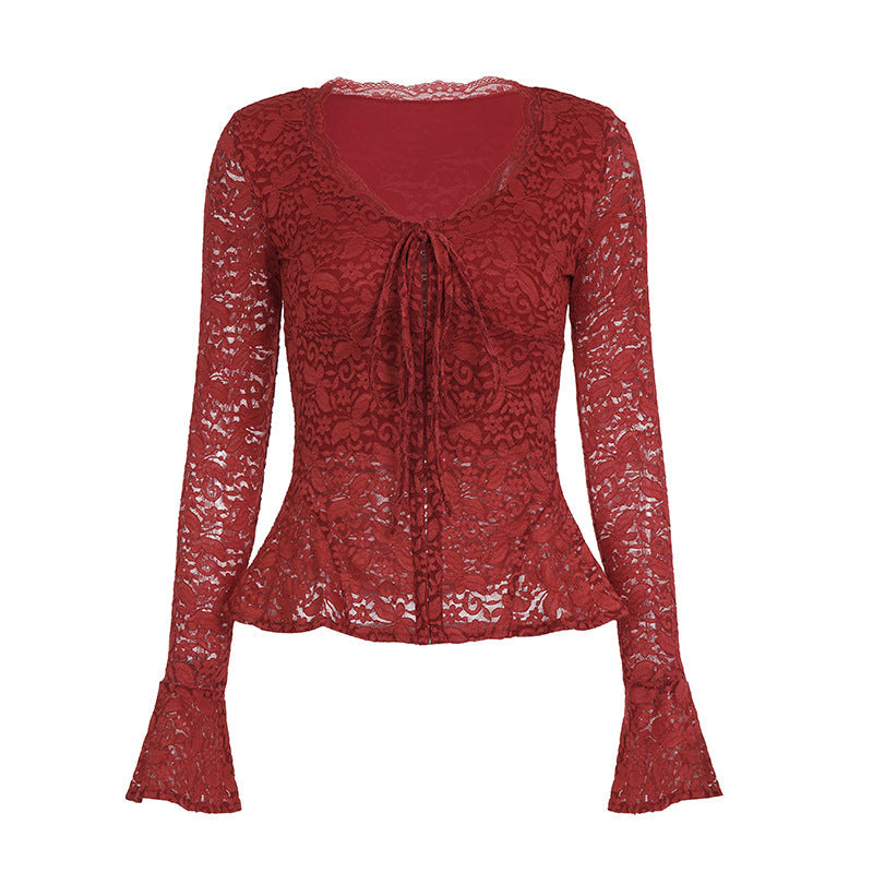 Romantisk rød volangbluse for kvinner, med justerbar utringning. Elegant knytehals dame topp.