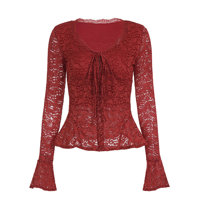 Romantisk rød volangbluse for kvinner, med justerbar utringning. Elegant knytehals dame topp.