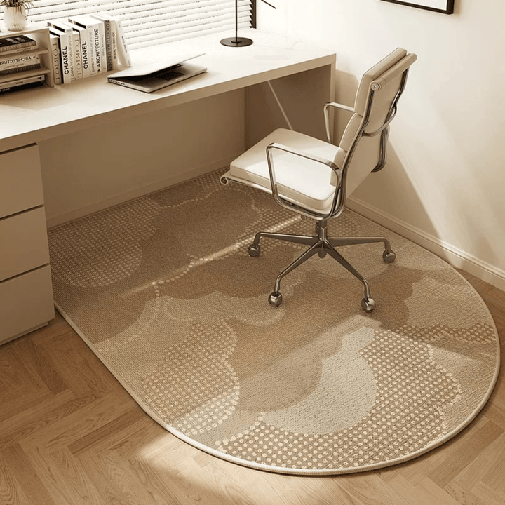 Ergonomisk gulvbeskytter til arbeidsstasjon, ideell for kontorstol på harde gulv eller tepper i hjemmekontoret.