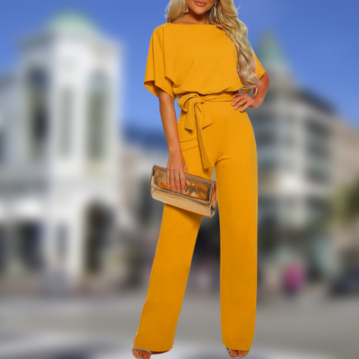 Elegant damejumpsuit for kvinner med moderne snitt, perfekt som stilfullt festantrekk og komfortabelt arbeidsklær.