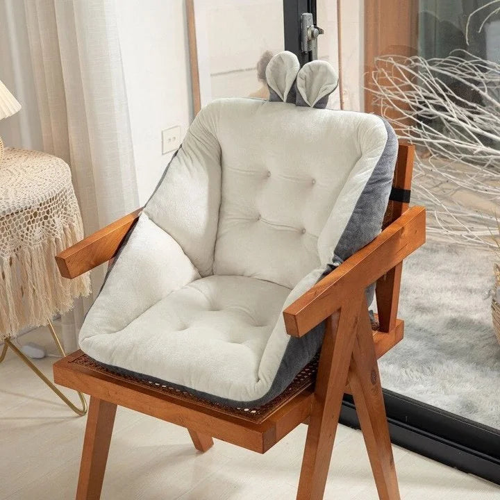 Komfortpute for sunn sittestilling. Ergonomisk setepute gir smertelindring i kontorstol, bil eller rullestol.