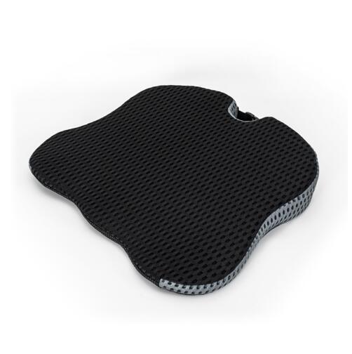 Memory foam bilpute i sort, gir ergonomisk støtte og komfortabel ryggstøtte for bilsete og lange turer.