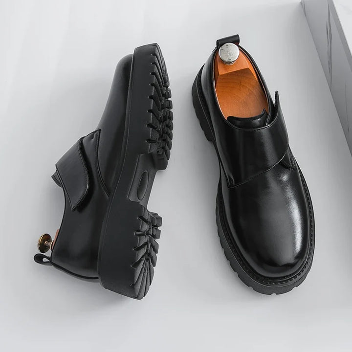 Raffinerte Oxford herresko. Perfekte for en elegant look, med tykk og komfortabel såle.
