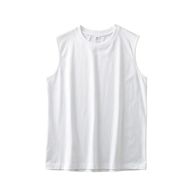 Myk og komfortabel herre singlet, en essensiell ermeløs t-skjorte for hverdagsbruk og avslapning.
