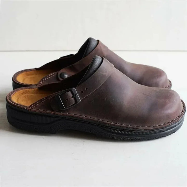 Komfortabel herre slip-on sko uten snøring, elegant og pustende. Ideell hverdagssko.