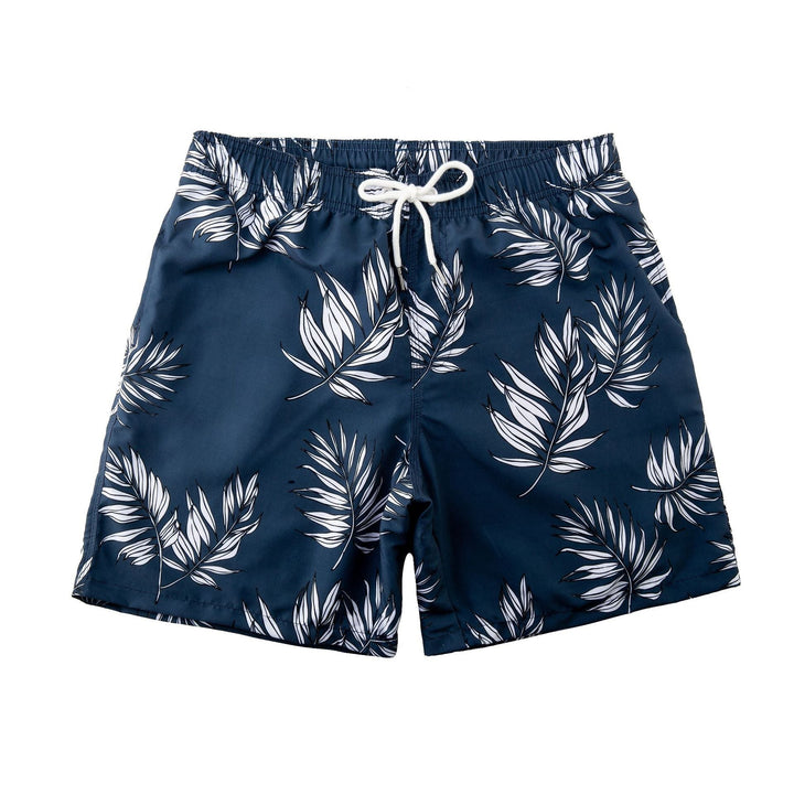 Mønstret badeshorts for menn, perfekt for sommer, strand og vannaktiviteter. Hurtigtørkende.