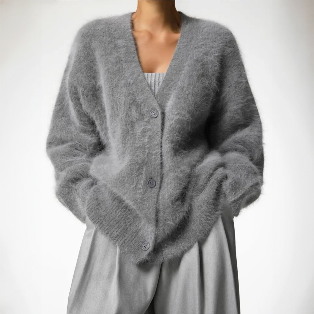 Chic strikket cardigan for kvinner. En elegant og allsidig genser som passer til mange anledninger.