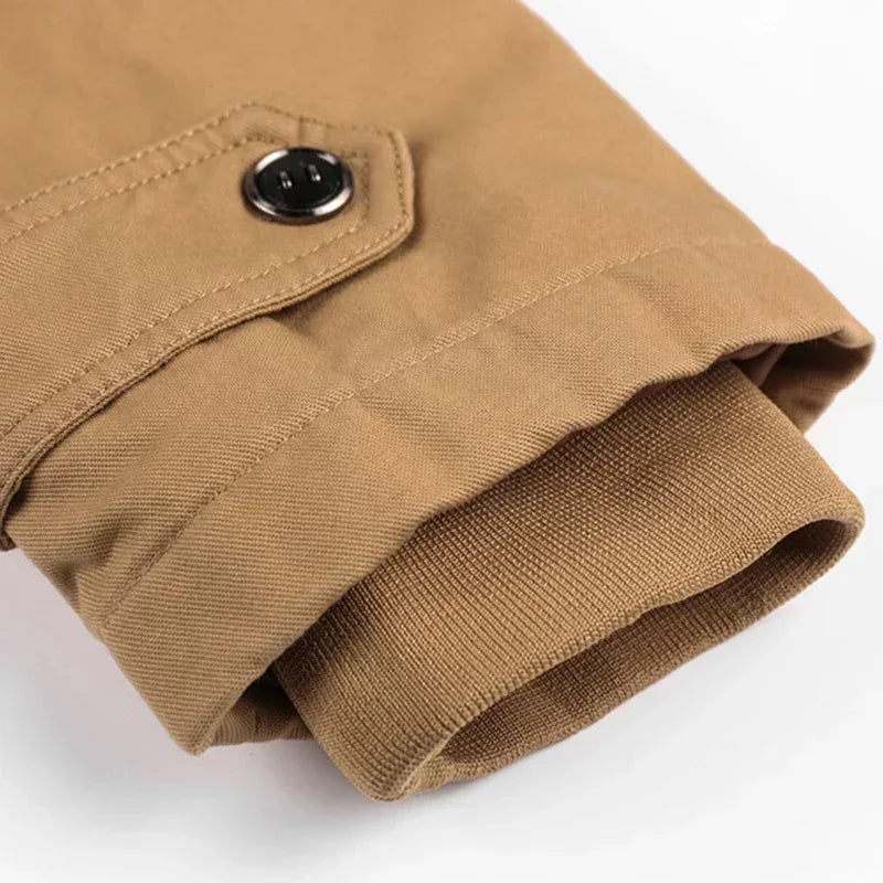 Hettejakke herre, varm og komfortabel parkas, et robust must for vintermote og kulde.