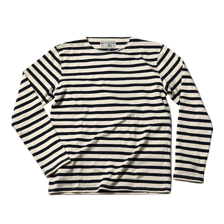 Klassisk unisex sjømannsstripet t-skjorte i myk bomull. Beige og hvit langermet breton genser for vår/høst.