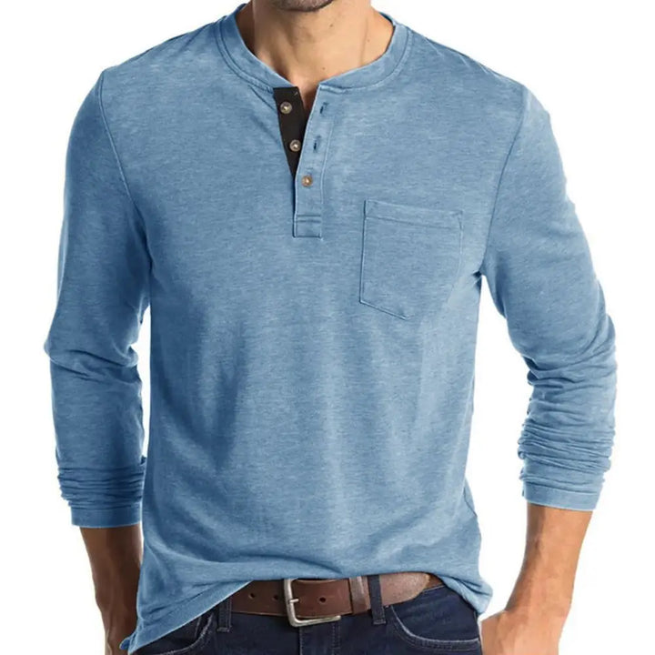 Komfortabel herre høstgenser, myk langermet Henley med tre knapper og brystlomme.
