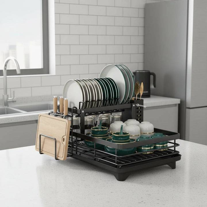 Innovativt dreneringsstativ med sammenleggbart design. Hjelper til med tørking av oppvask og holder benken tørr.