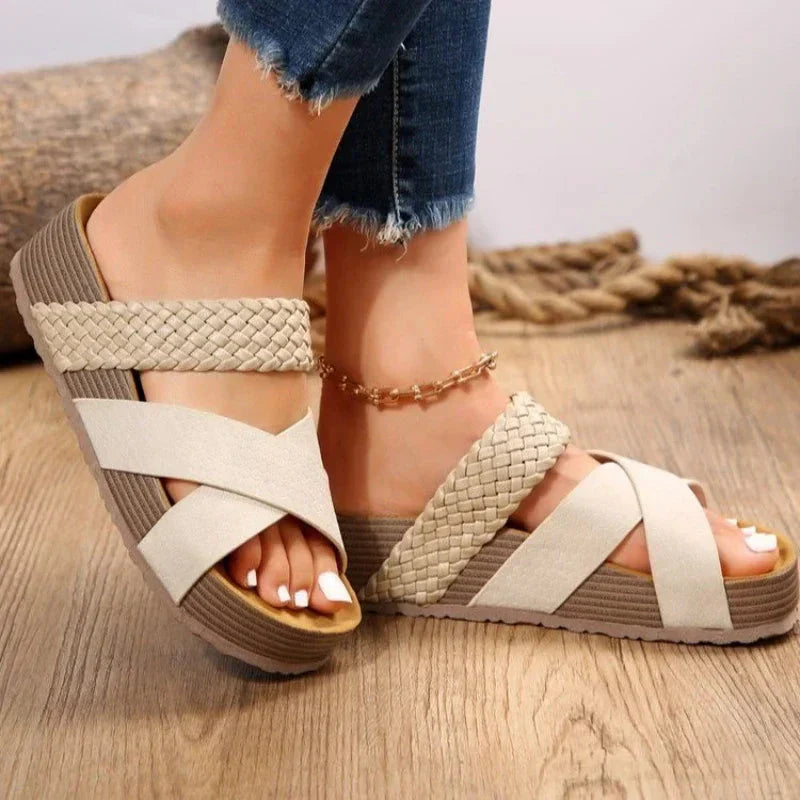 Komfortable damesandaler med ergonomisk design, perfekte som støttende sommersandaler og flats.