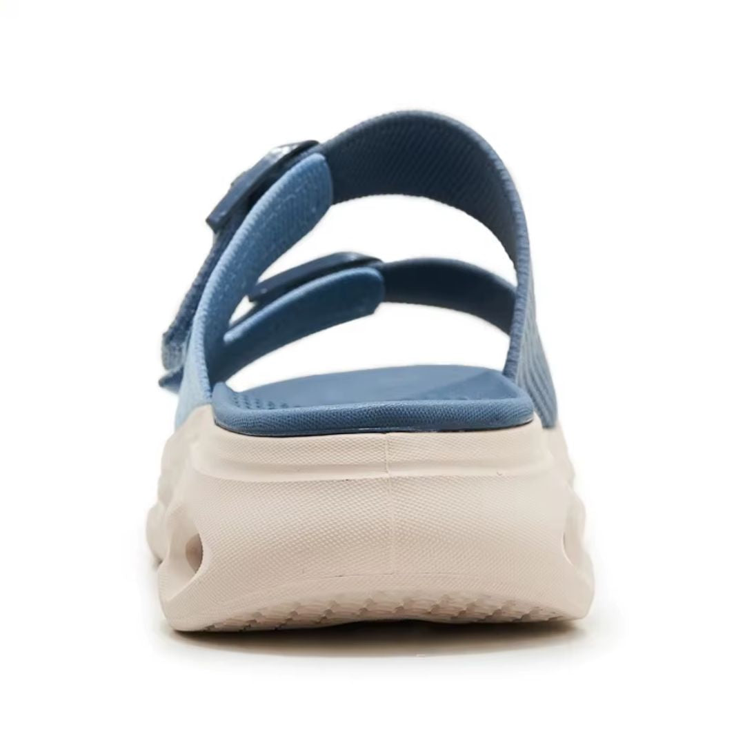 Komfortable damesandaler med tykk såle, justerbare spenner. Ideelle slip-in fritidssko for vår og sommer.