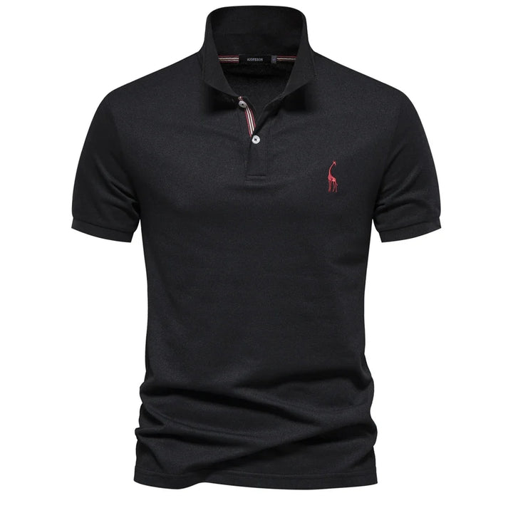 Stilren herre pique polo i bomull, kortermet for sommer og fritid.