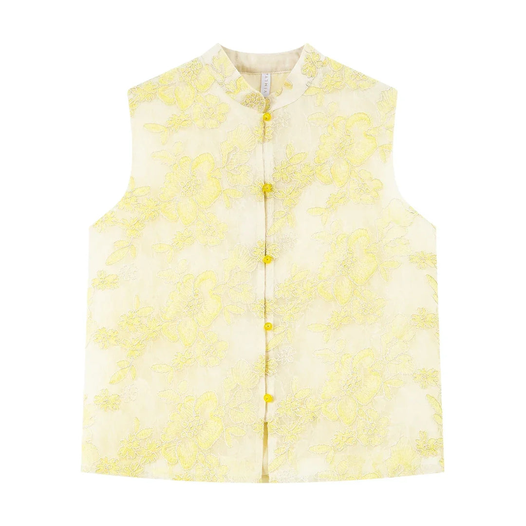 Ermeløs gul brodert damevest i kinesisk stil. Feminin sommertopp med detaljert blomsterbroderi.
