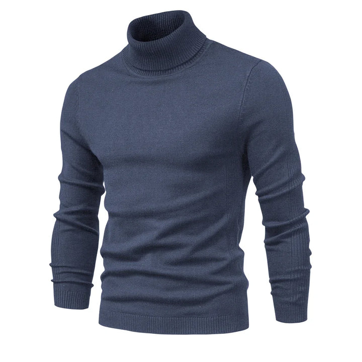 Høyhalset herregenser i beige, varm strikk med slim passform. Komfortabel høst/vinter.