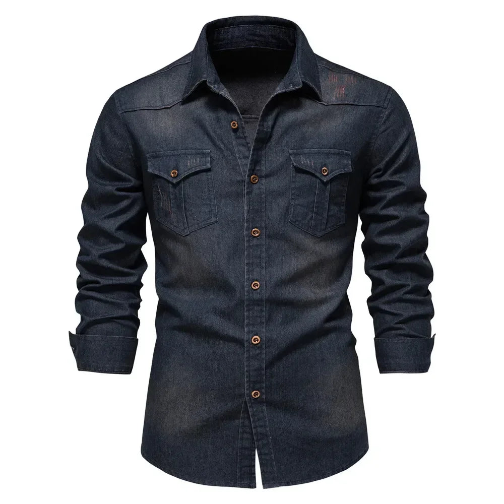 Menns casual slim fit denimskjorte, perfekt for fritid og hverdagsstil. Moderne komfort.