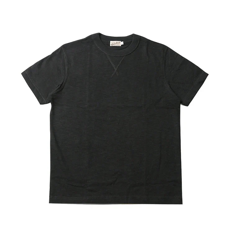 Vintage herre t-skjorte i strukturert slub bomull. Komfortabel, heavyweight og perfekt for casual streetwear.