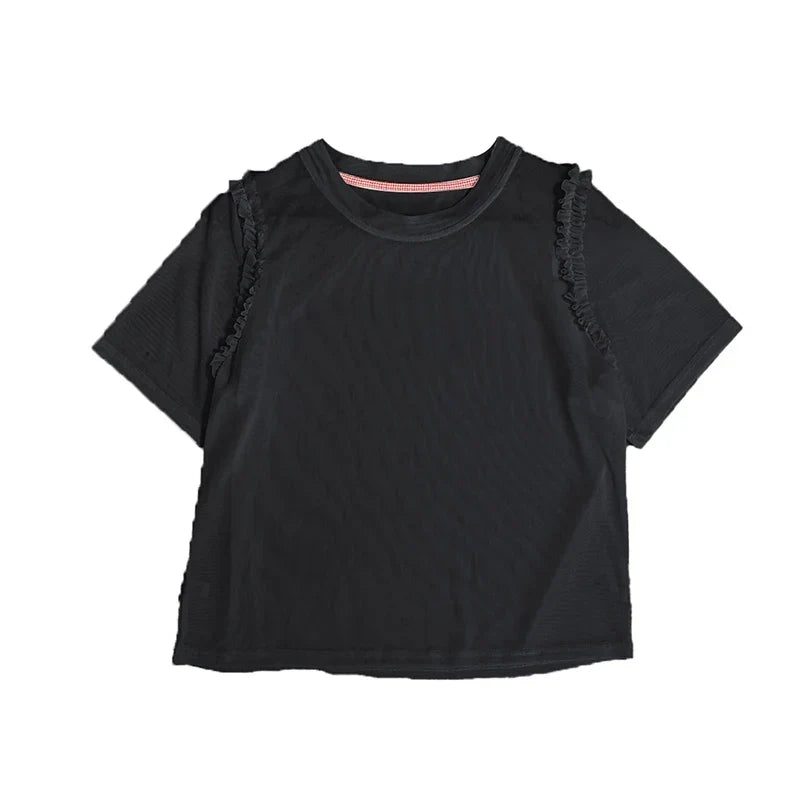 Stilig kunstnerisk dametopp; en lett og avslappet t-skjorte i moteriktig design, ideell som casual sommerklær.