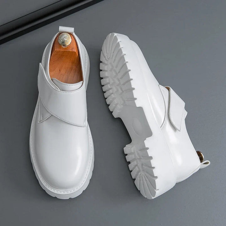 Stilrene Oxford fritidssko for menn, allsidige med komfortabel tykk såle. Perfekt for casual dager.