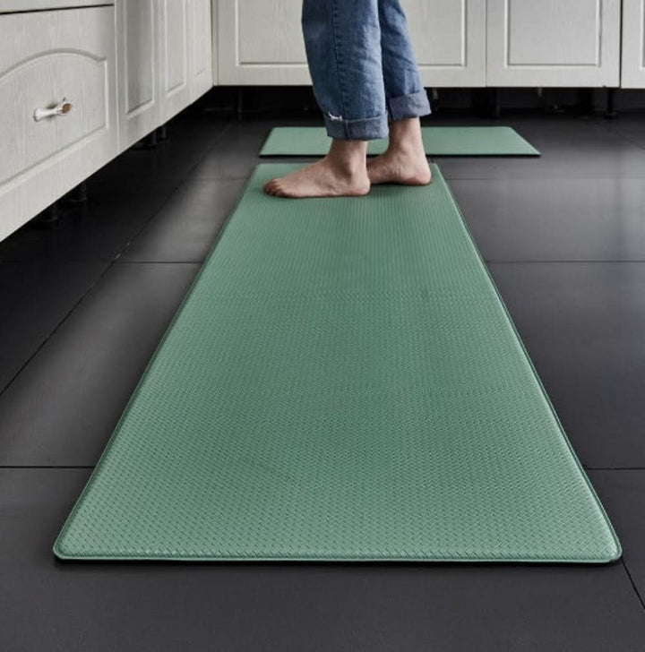 Komfortabel og ergonomisk kjøkkenmatte som reduserer tretthet. Sklisikker og slitesterk med moderne mønster.