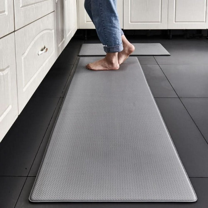 Optimal komfort og sikkerhet med denne sklisikre kjøkkenmatten. Moderne design, slitesterk og ergonomisk.