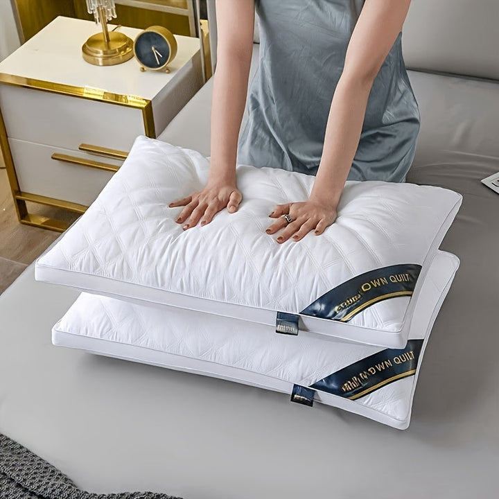 Luksuriøse hotellkvalitetsputer for ultimat sovekomfort. To hypoallergeniske 3D-puter, vaskbare.