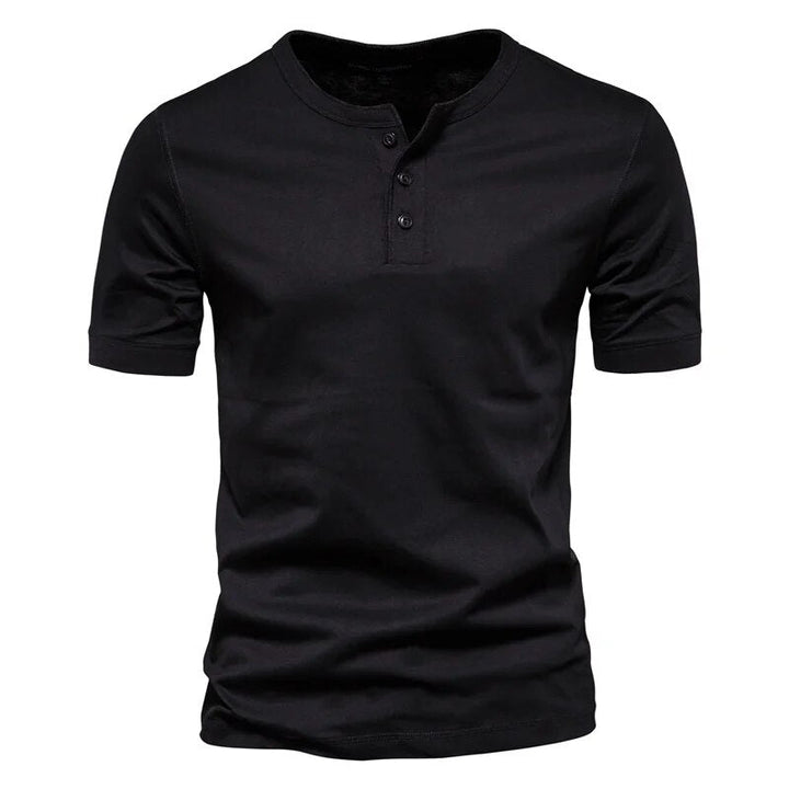 Pustende menns Henley sommerskjorte i myk bomull, perfekt for casual og elegant stil.