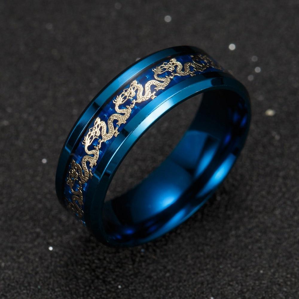 Robust titanstål ring med keltisk drage design. Perfekt som unisex gave.