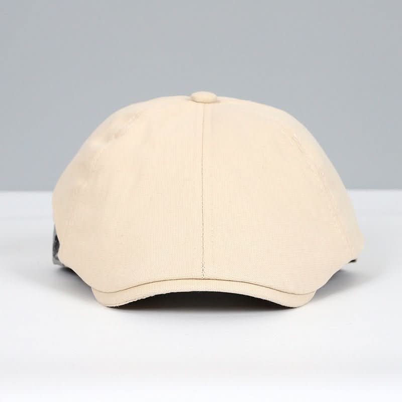Myk og varm unisex ullberet i fransk design. Et elegant og komfortabelt tilbehør for kjøligere vær.