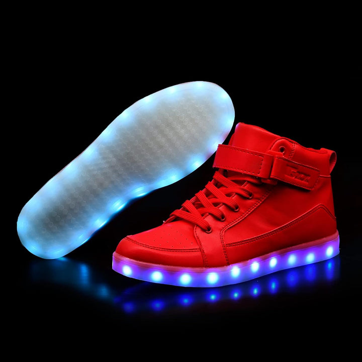 Oppladbare unisex LED sneakers med lang batterilevetid, ideelle for stil og funksjon.