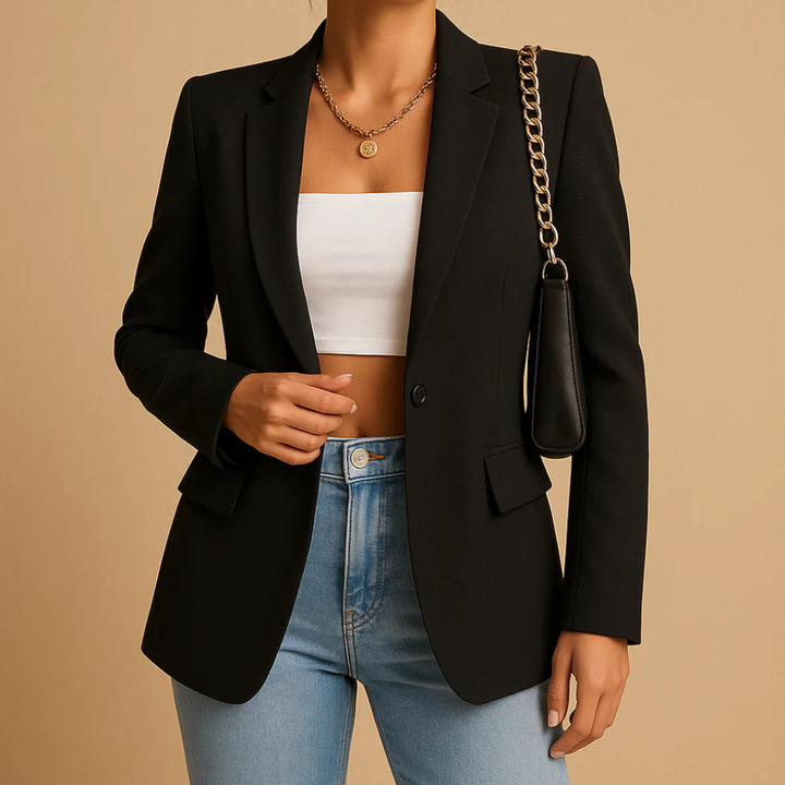 Komfortabel og elegant dameblazer, perfekt for en komplett jobbantrekk eller en smart hverdagslook.