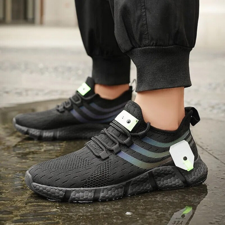 Minimalistiske lettvekt joggesko for menn, kombinerer stil, komfort og funksjonalitet for trening.