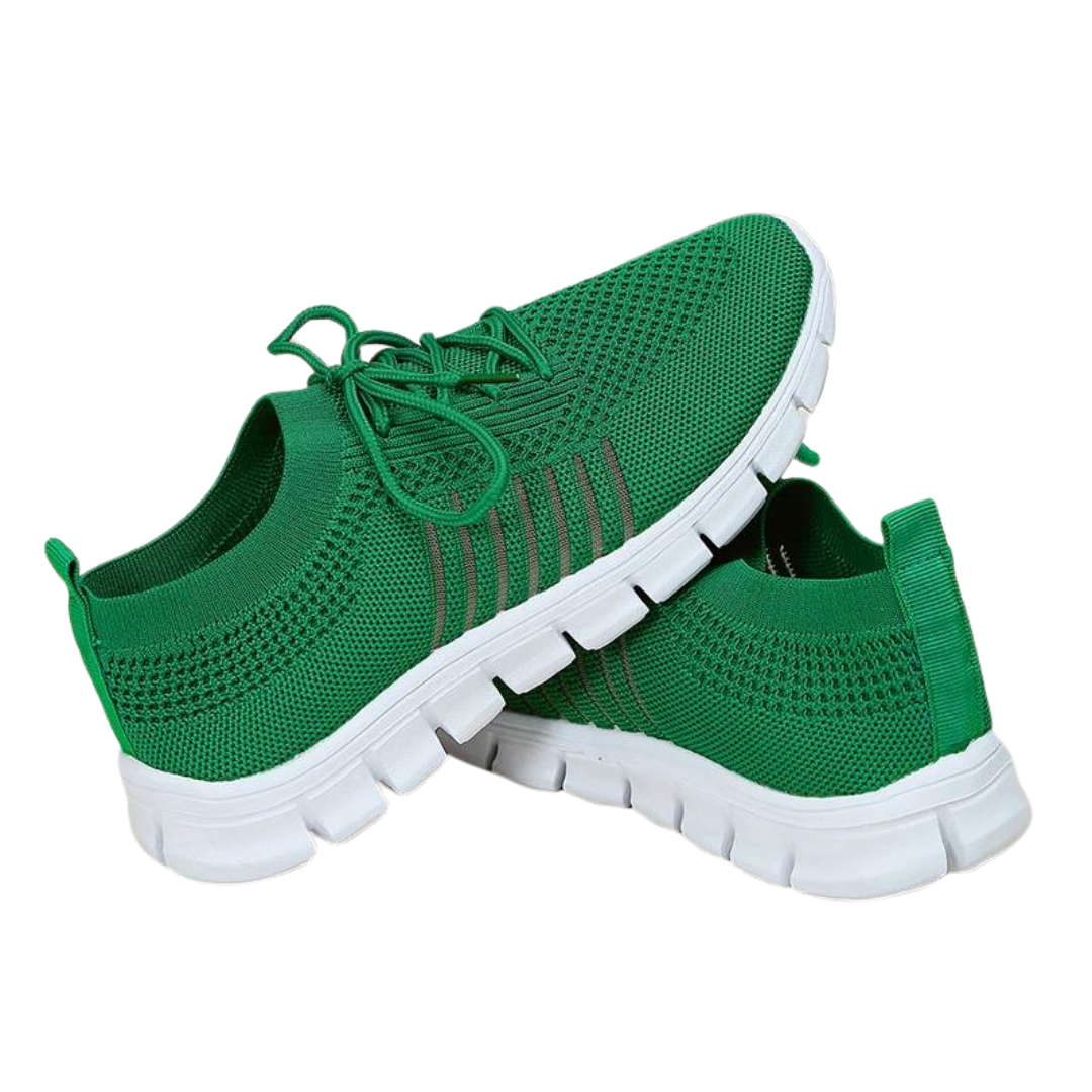 Hvite komfortsneakers for damer, med myk såle og pustende overdel.