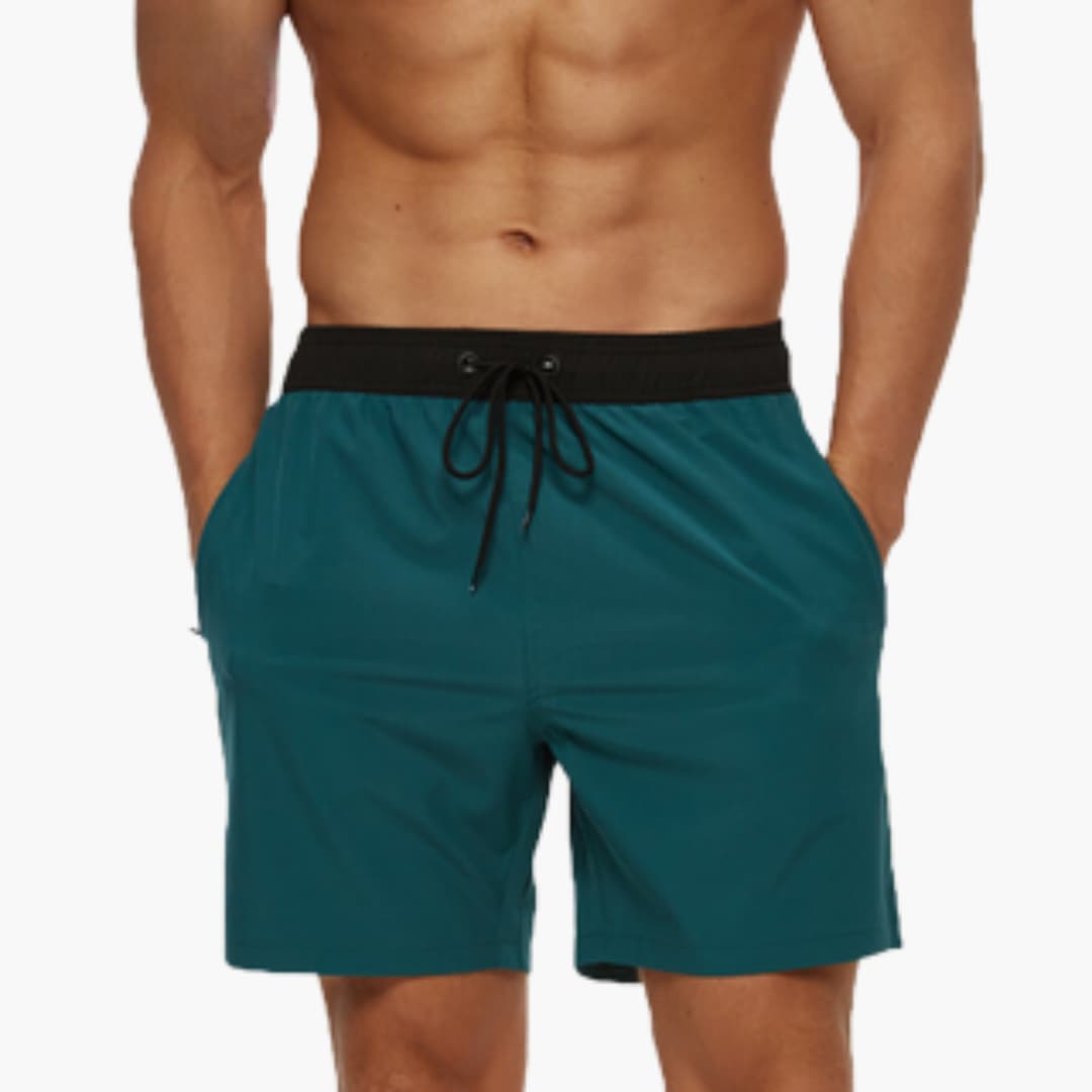 Hurtigtørkende herre shorts, ideelle som strandklær eller lettvekts svømmebukser.
