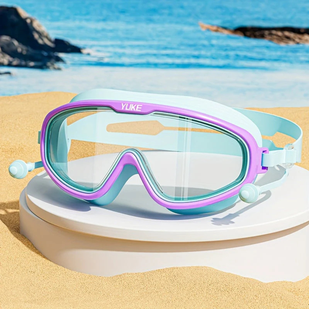 Komfortable barnas svømmebriller med tåkefrie linser for klart syn. Vanntette goggles for trygg svømming.