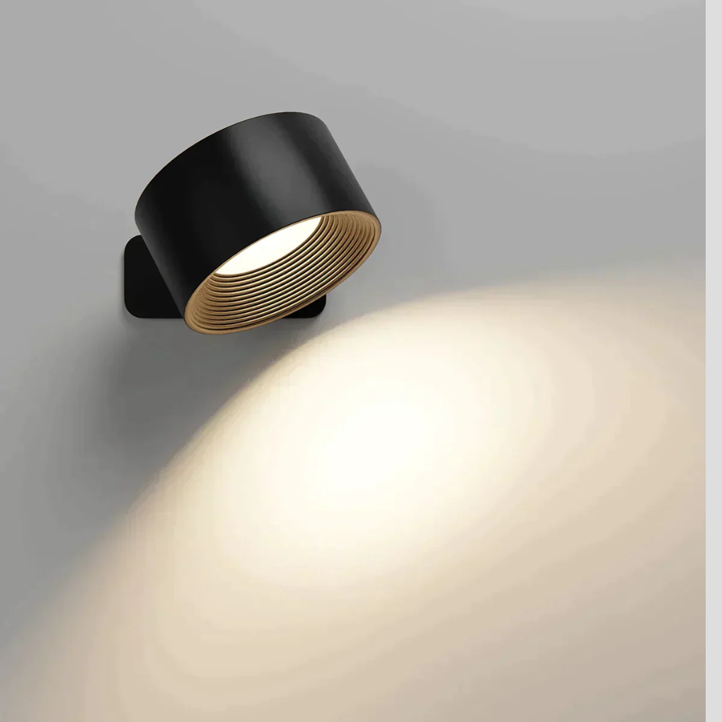 Moderne trådløs LED-vegglampe, oppladbar og justerbar 360°. Perfekt for hjem og interiørdesign.