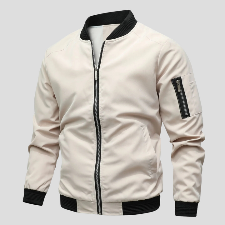 Trendy menns bomberjakke for urban streetwear. Perfekt høst- og vårjakke til menn.