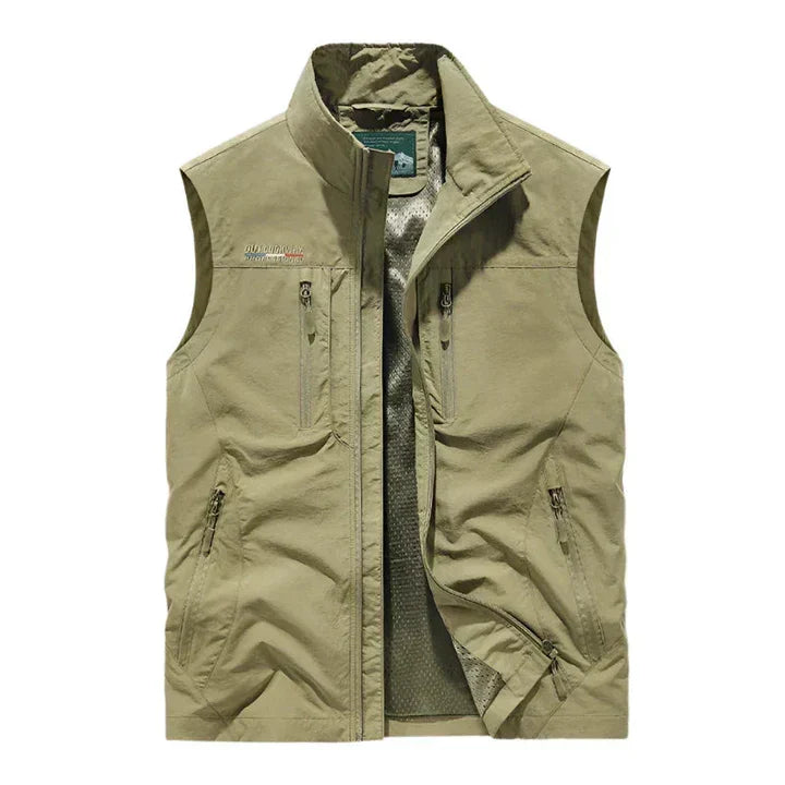 Stilren herrebodywarmer for vår og høst. Komfortabelt yttertøy som holder deg varm i all slags vær.