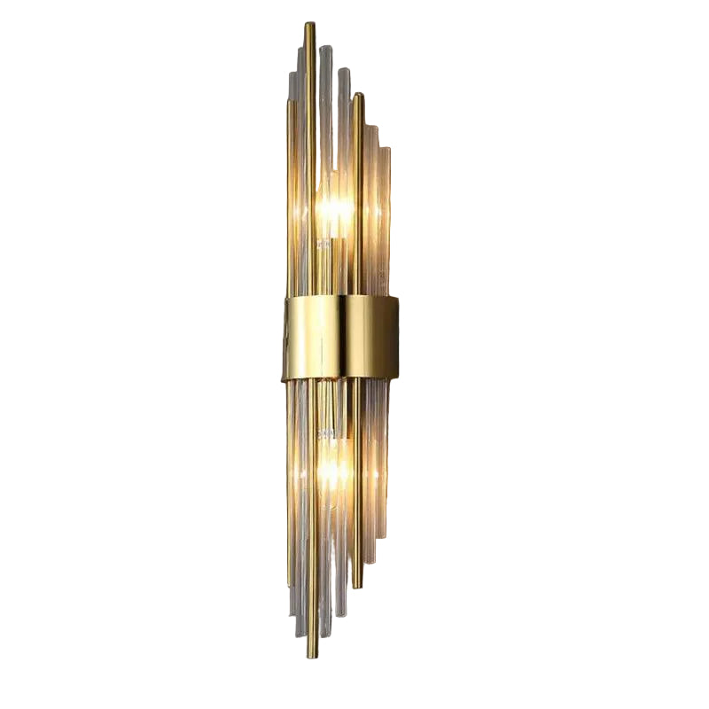Glamorøs krystall vegglampe med gull og svarte detaljer. Moderne design for stuen.