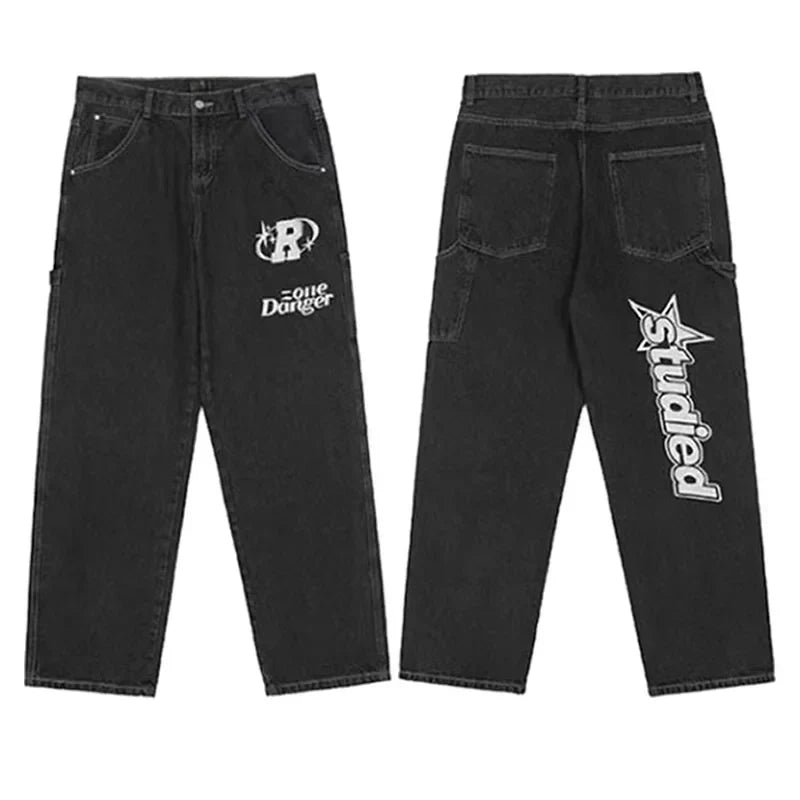 Vide baggy jeans med kult grafisk trykk, for en edgy og motebevisst streetwear-look.