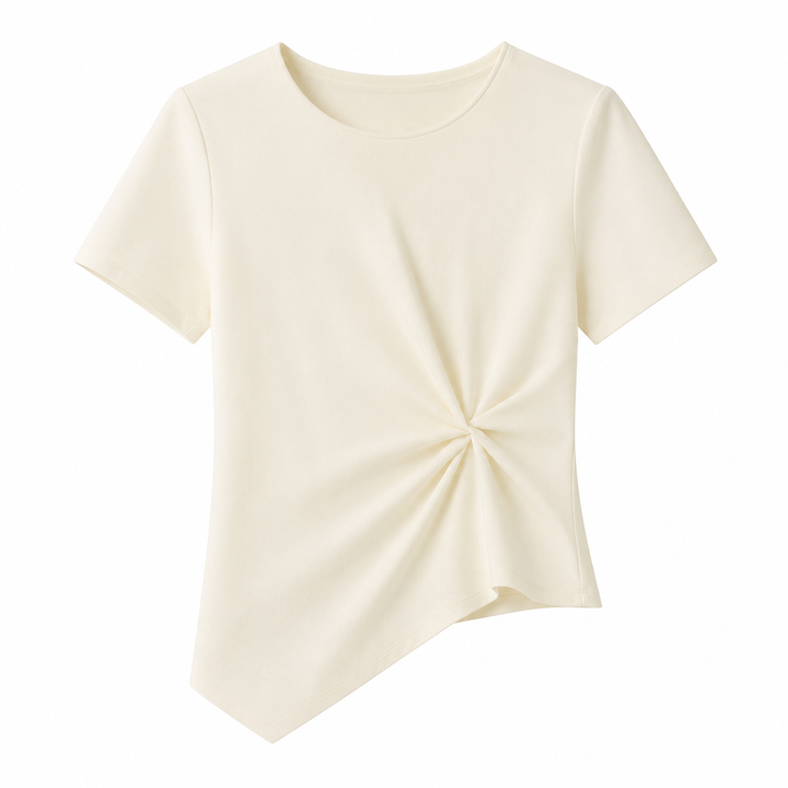 Stilig svart asymmetrisk topp til dame, slim fit T-skjorte med korte ermer. Trendy og komfortabel sommermote.
