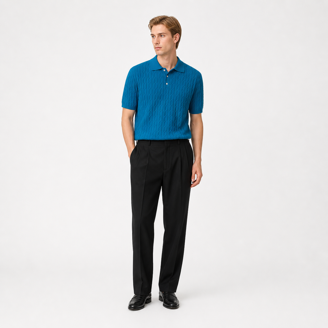 Herre slim fit polo i lett, pustende og stretchy stoff for sommeren. Perfekt for en casual og elegant stil.