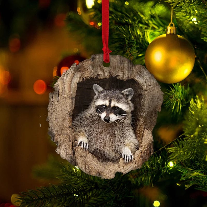 Festlig kattepynt: Søt akrylkattefigur med julekule, perfekt ornament til katteelskerens hjem.