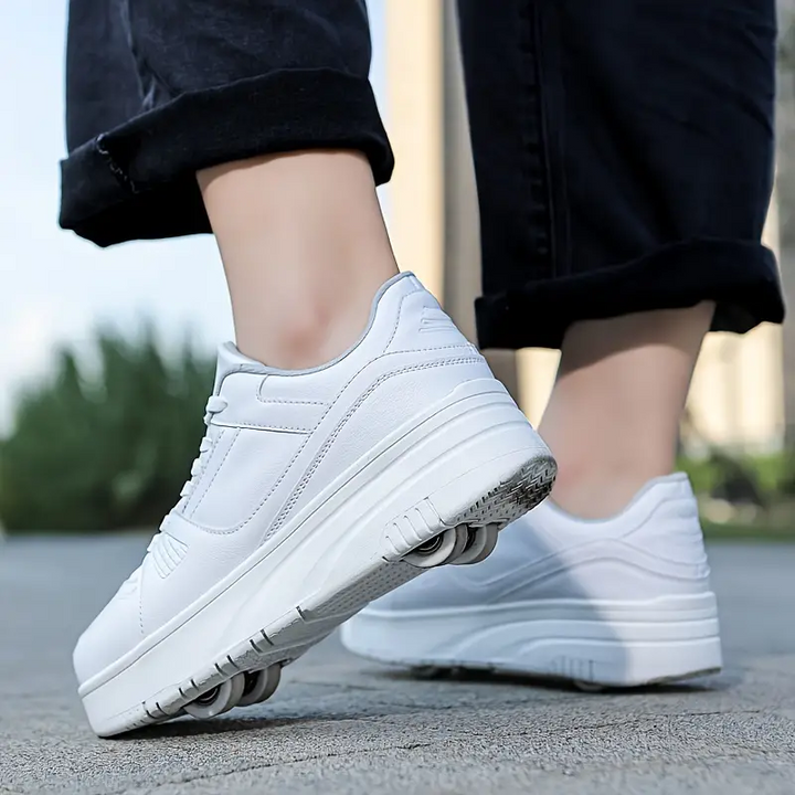 Svarte unisex rullesko for voksne og barn. Stilige sportssko med hjul for all rullesport.