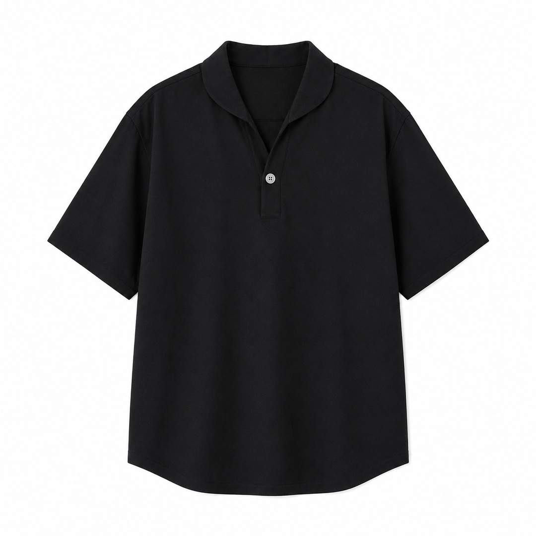 Klassisk ensfarget herre polo t-skjorte i marineblå, elegant og kortermet for allsidig herremote.