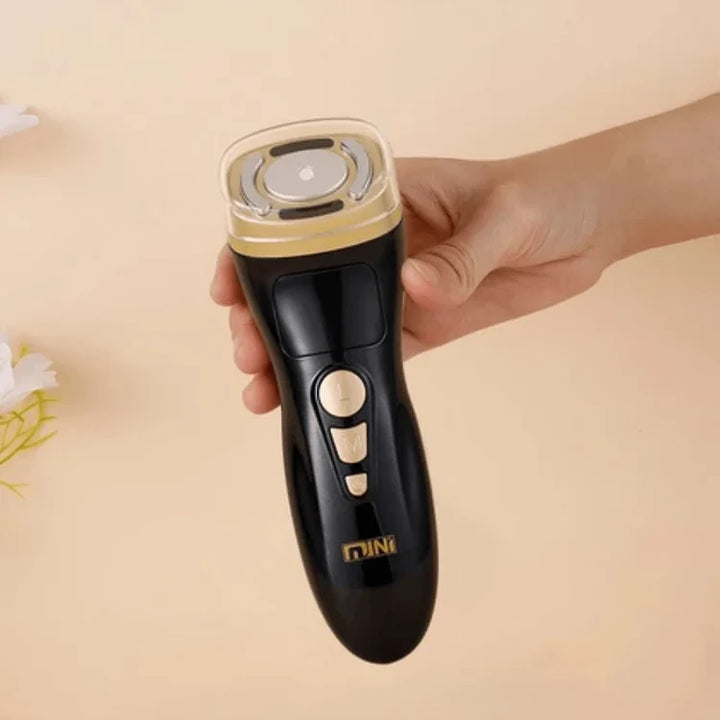EMS ansiktsapparat med tydelig display og ergonomisk design for enkel anti-aging hudpleie.