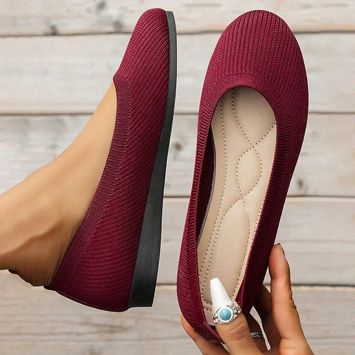 Antiskli såle på lette sommer ballerina sko for kvinner. Sikker og komfortabel fritidssko.